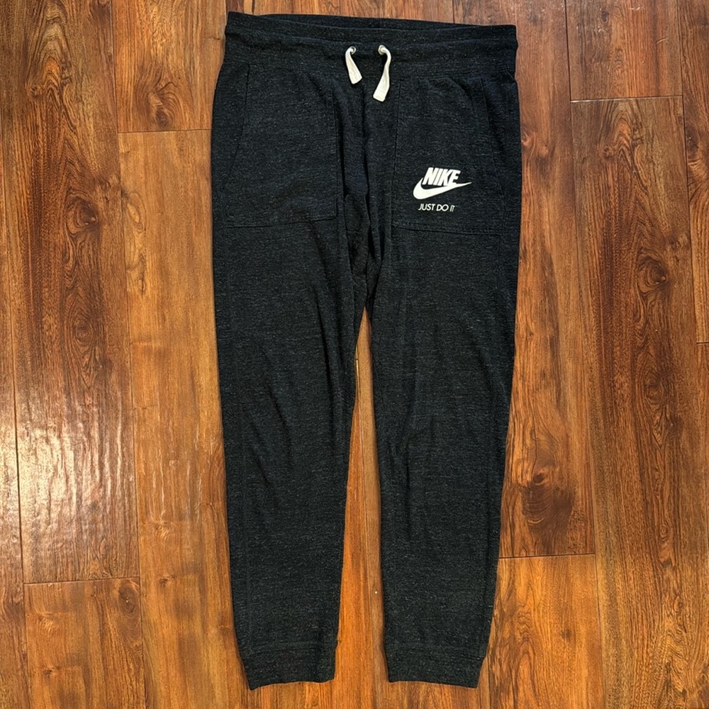 Nike comfy pants